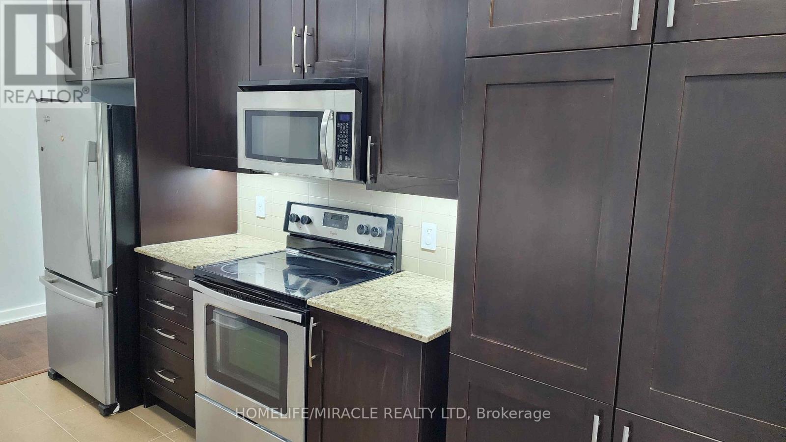 1606 - 4065 Brickstone Mews E, Mississauga (City Centre), Ontario  L5B 0G3 - Photo 3 - W13530074