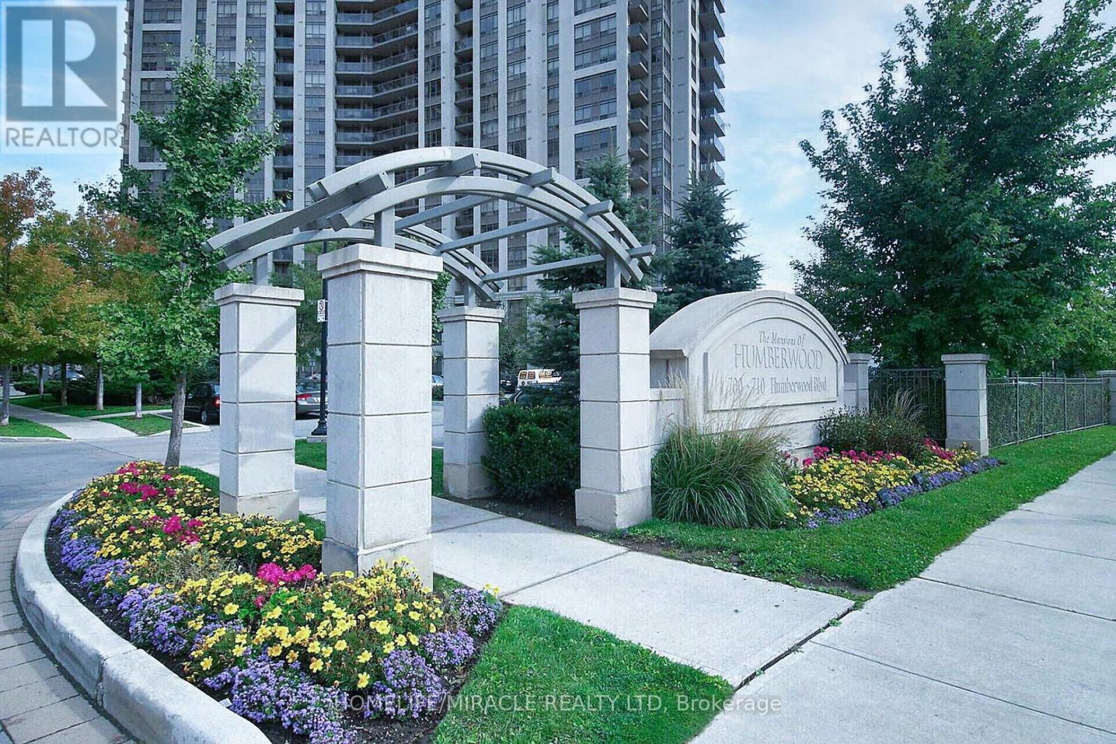 920 - 700 Humberwood Boulevard, Toronto, Ontario M9W 7J4 - Photo 3 - W13530090