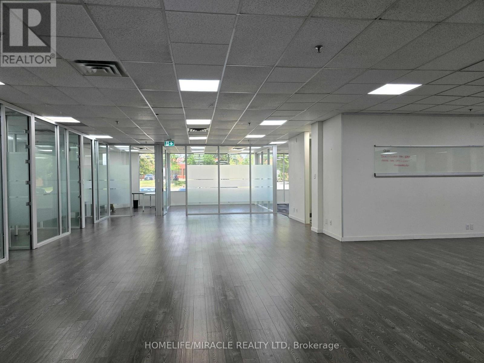 2 - 267 Matheson Boulevard E, Mississauga (Hurontario), Ontario  L4Z 1X8 - Photo 8 - W13530146