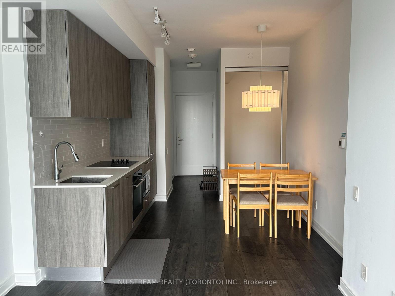 2010 - 3 Gloucester Street, Toronto, Ontario  M4Y 0C6 - Photo 5 - C13530160