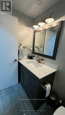 1708 - 832 Bay Street, Toronto (Bay Street Corridor), Ontario  M5S 1Z6 - Photo 25 - C13530178