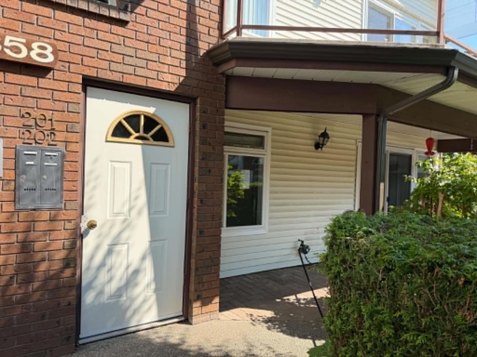 101 13858 102 Avenue, Surrey, British Columbia  V3T 1P1 - Photo 5 - R3142823