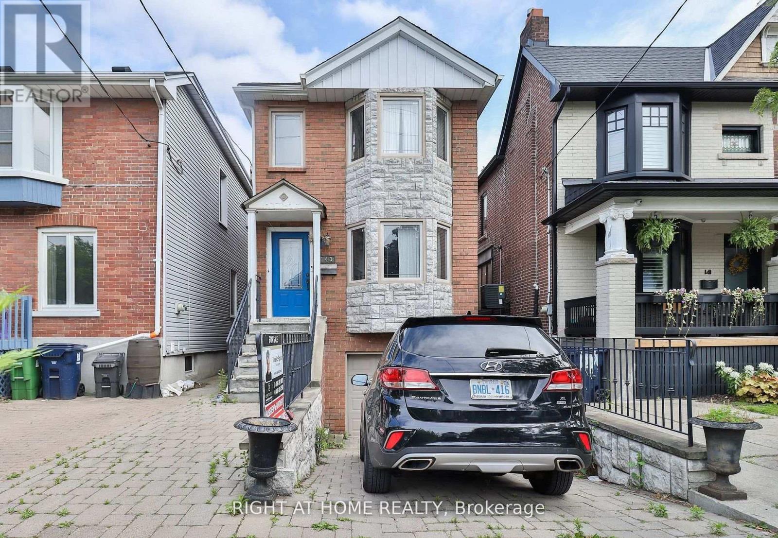 Main+upper - 143 Gamble Avenue, Toronto (East York), Ontario  M4J 2P2 - Photo 10 - E13530164