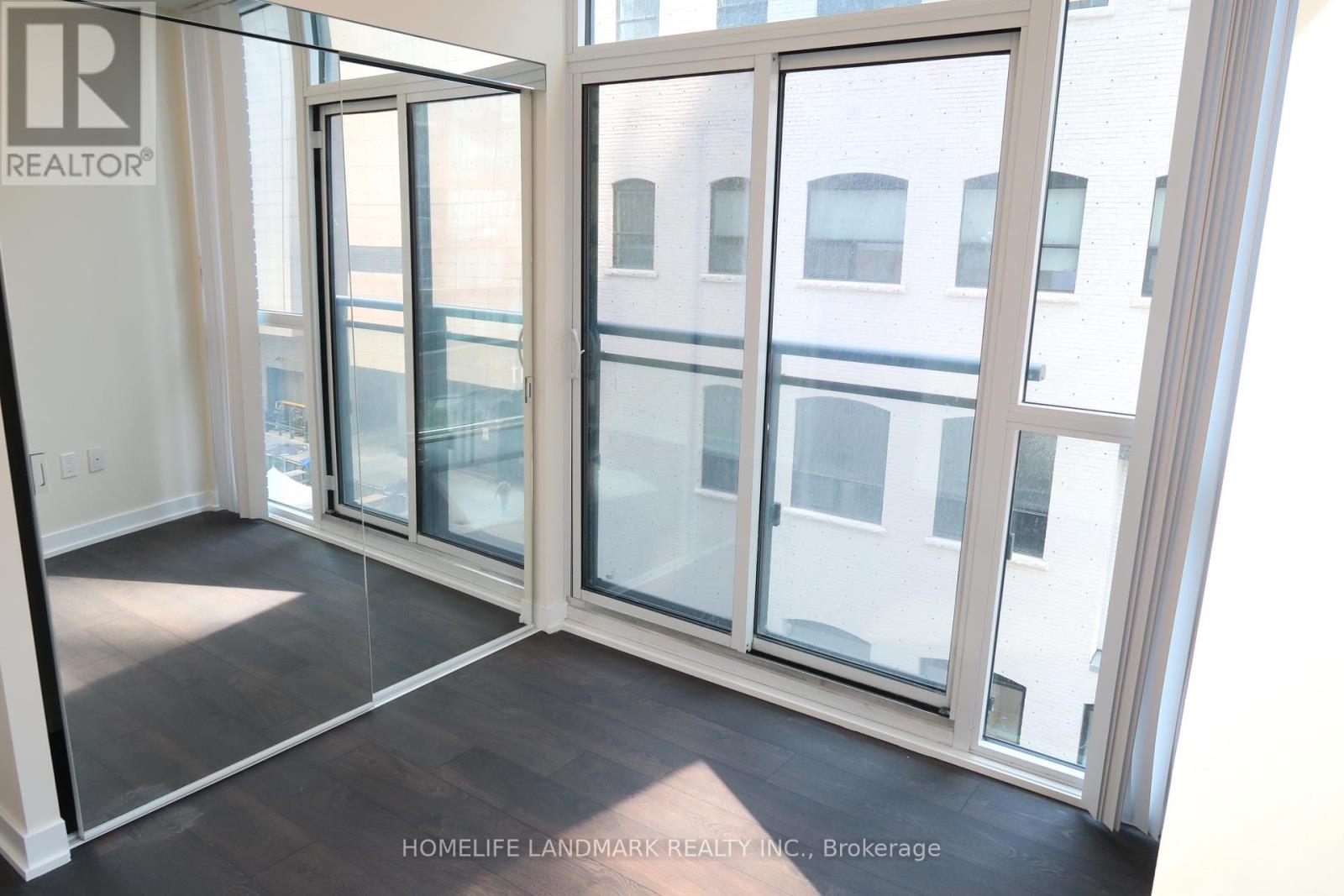 302 - 99 John Street, Toronto, Ontario  M5V 0S6 - Photo 3 - C13513578