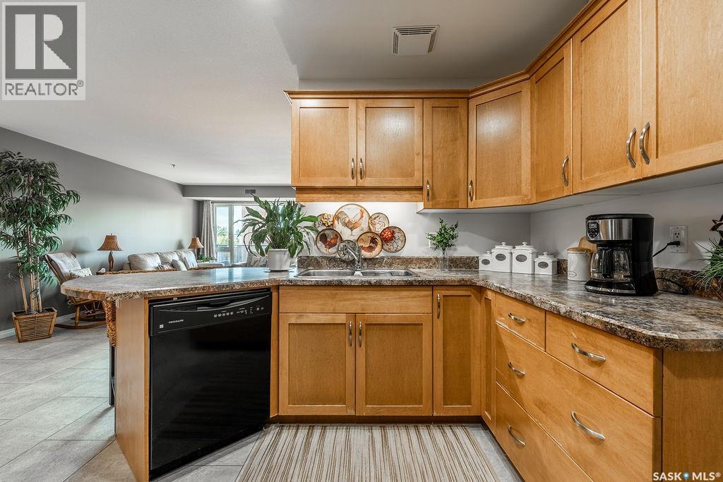 307 102 Kingsmere Place, Saskatoon, Saskatchewan  S7J 2K3 - Photo 9 - SK041618