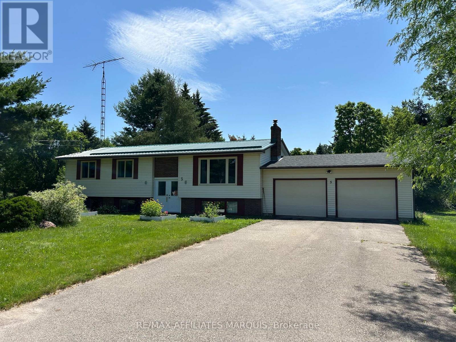 5 POLK CRES CRESCENT, Rideau Lakes