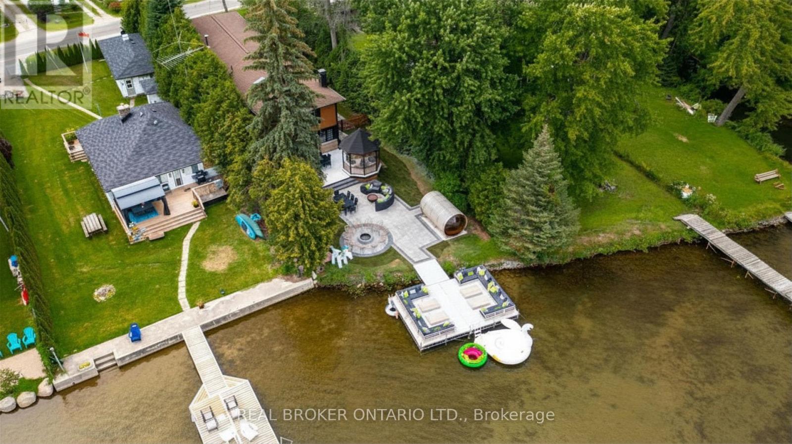 943 Barry Avenue, Innisfil, Ontario  L0L 1W0 - Photo 3 - N13225302