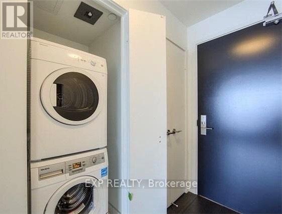 2503 - 290 Adelaide Street W, Toronto, Ontario  M5V 0P3 - Photo 13 - C13530216