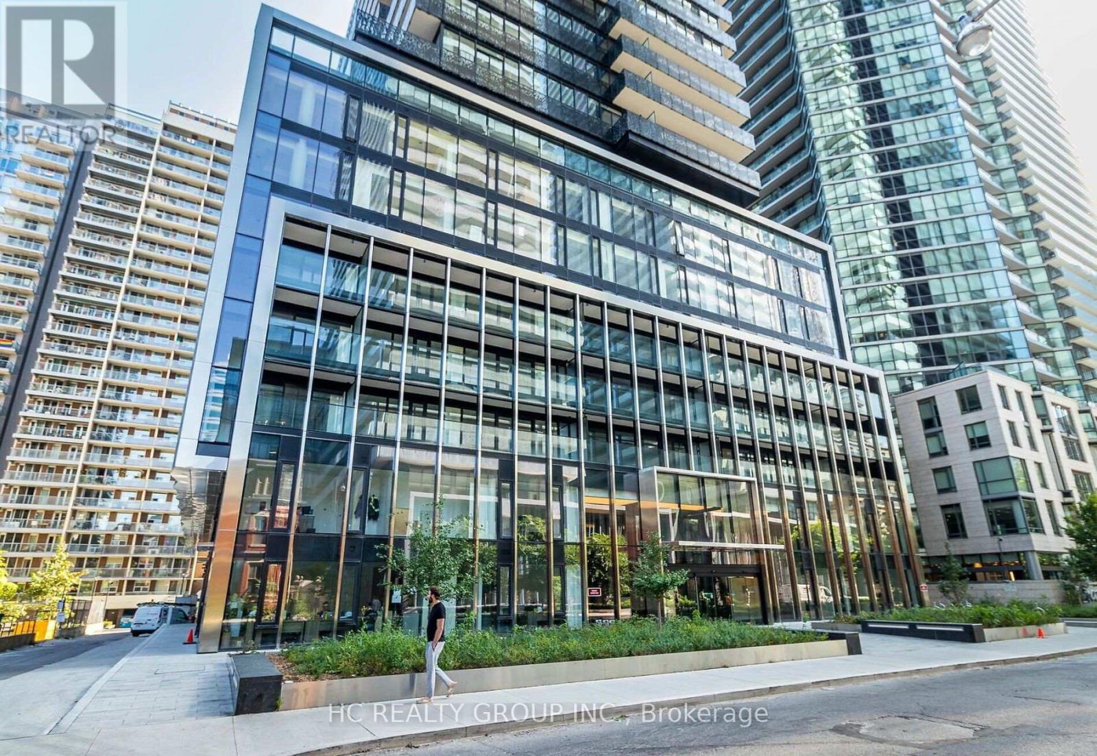 55 CHARLES STREET E, Toronto, Ontario