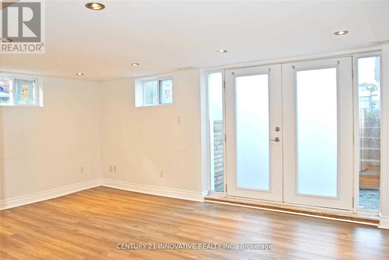Bsmt Studio Space - 985 Victoria Park Avenue, Toronto, Ontario  M4B 2J4 - Photo 2 - E13530260