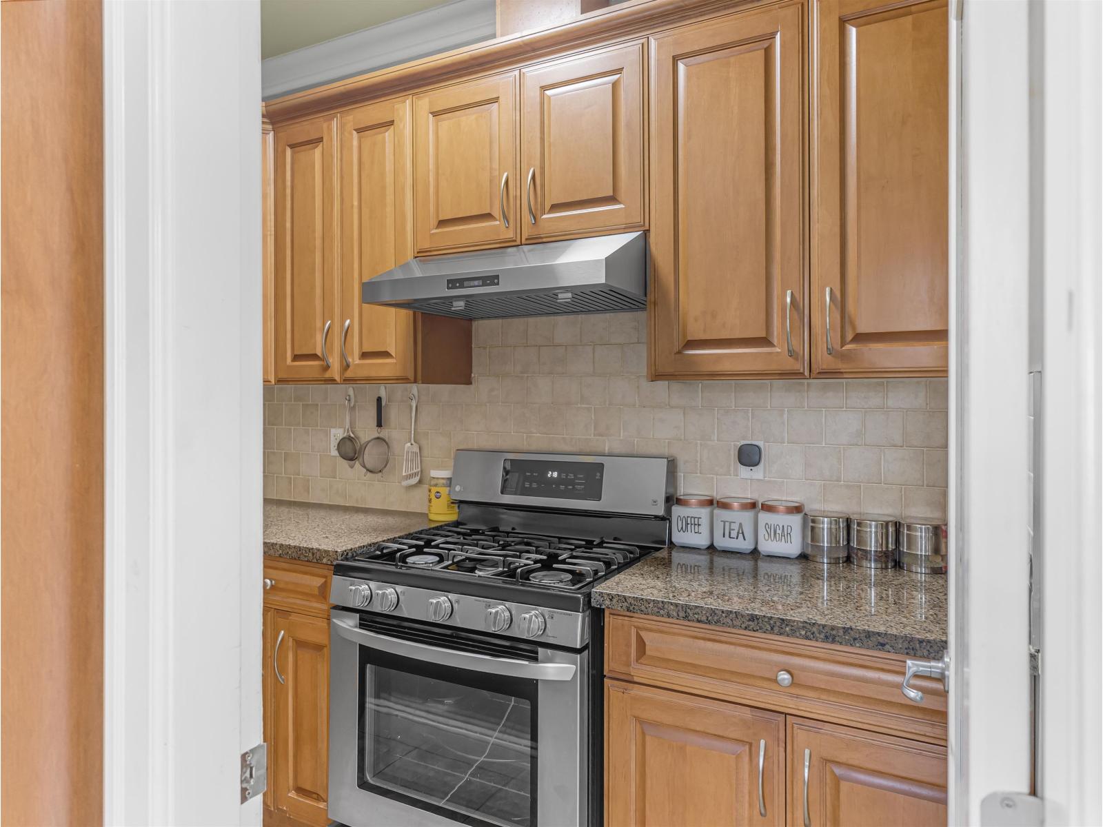 15167 70a Avenue, Surrey, British Columbia  V3S 8A5 - Photo 9 - R3142829