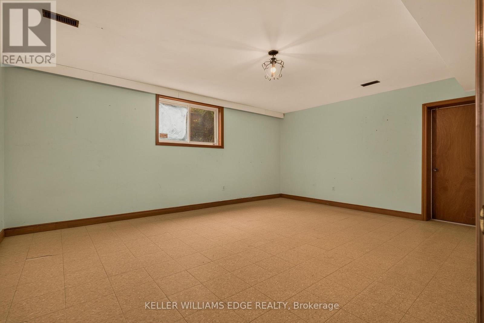 43 Braecrest Avenue, Toronto, Ontario  M9P 1Z6 - Photo 39 - W13530214
