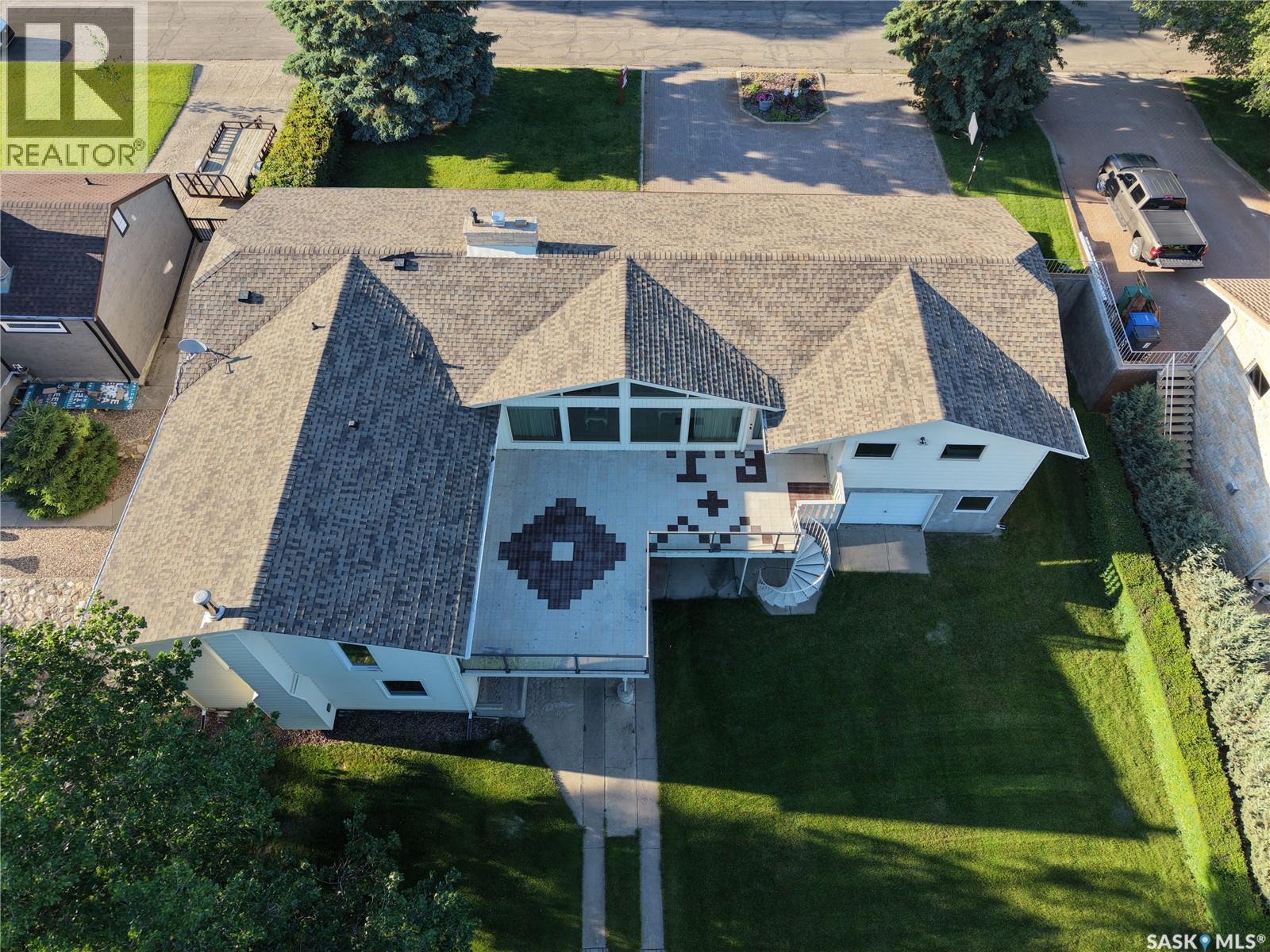 110 Logan Crescent E, Yorkton, Saskatchewan  S3N 0V9 - Photo 2 - SK031271