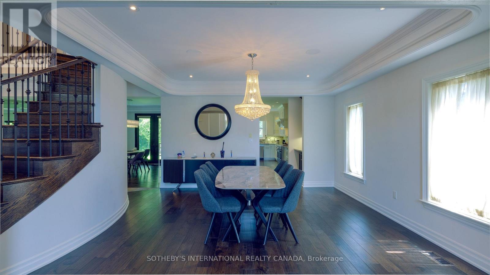 369 Lees Lane, Oakville, Ontario  L6L 4S4 - Photo 6 - W13474166