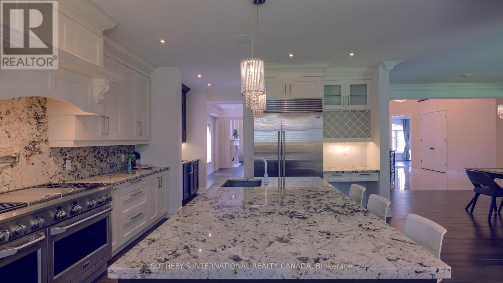 369 Lees Lane, Oakville, Ontario  L6L 4S4 - Photo 9 - W13474166