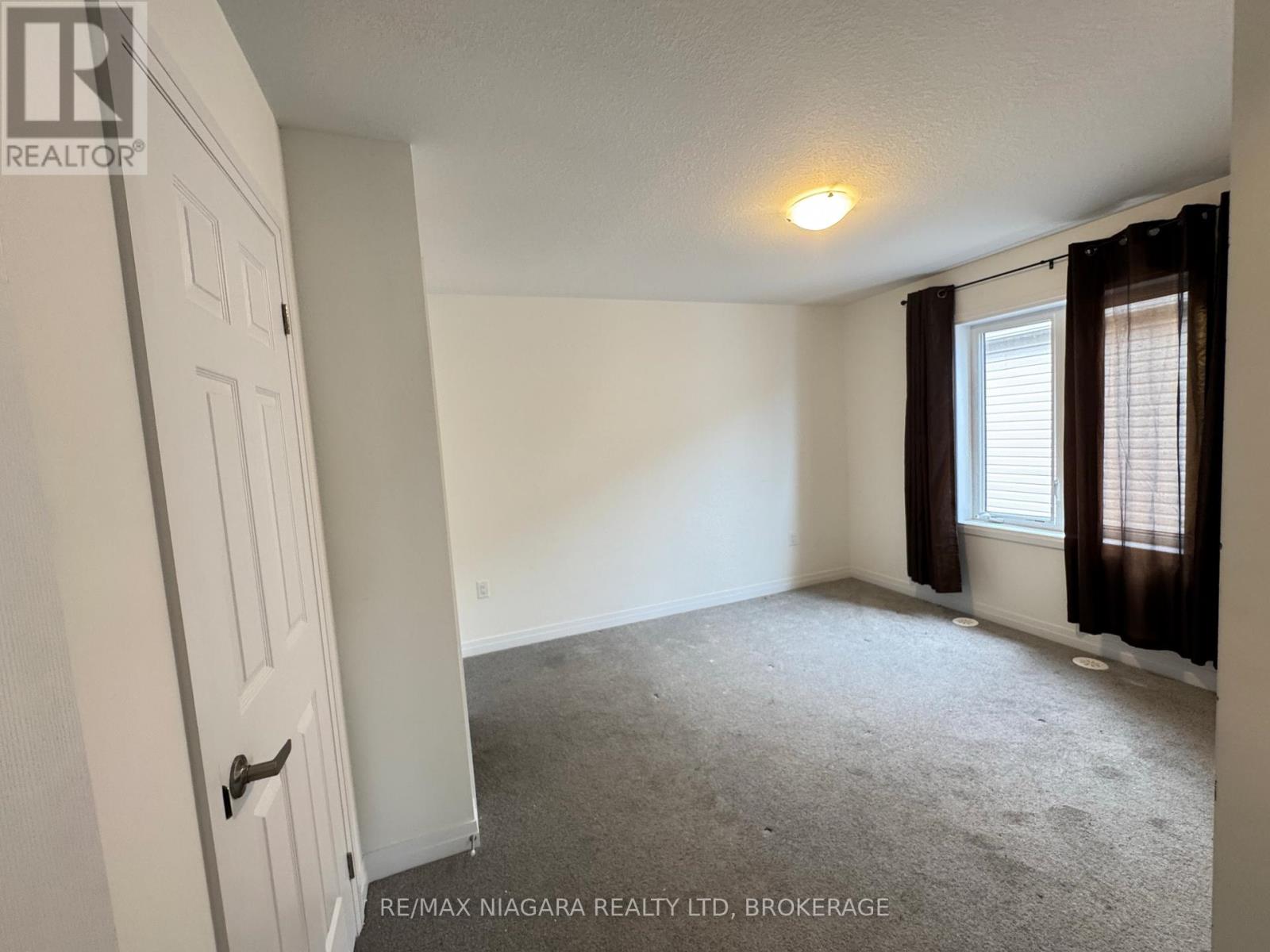 38 Pogie Drive, Welland, Ontario  L3B 0P3 - Photo 16 - X13528170
