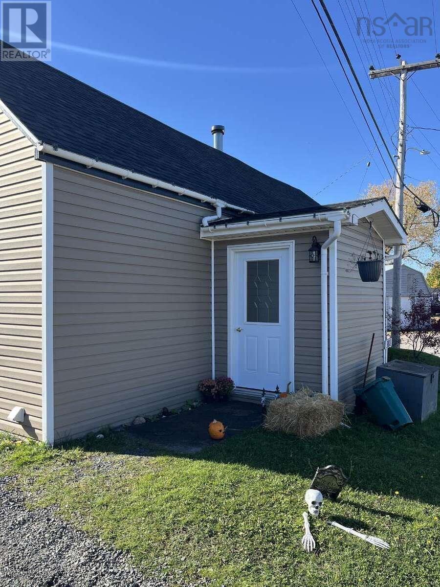 388 Heatherton Village Road, Heatherton, Nova Scotia  B0H 1R0 - Photo 3 - 202600652