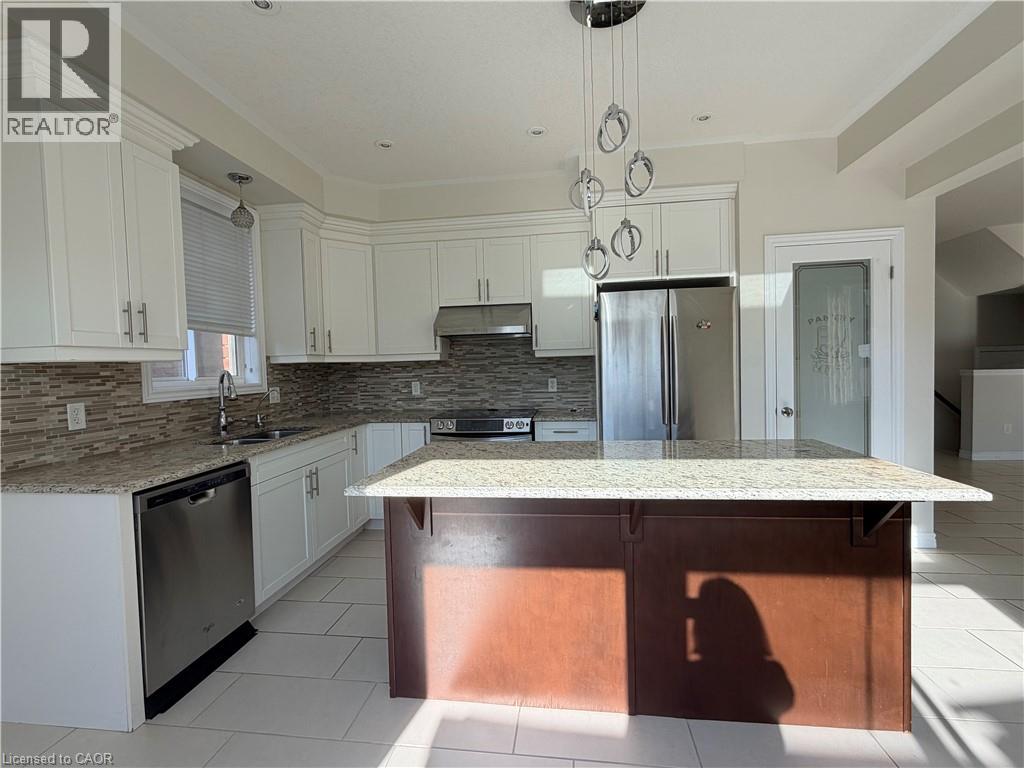 603 Sundew Drive, Waterloo, Ontario  N2V 0B9 - Photo 2 - 40839543