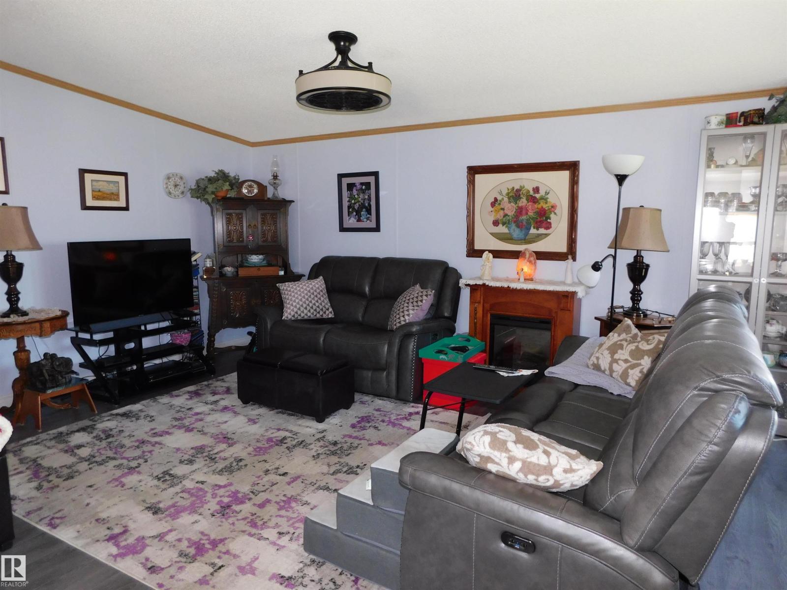 45 Crystal Cr NW, Edmonton, Alberta  T6P 1Z6 - Photo 9 - E4497395