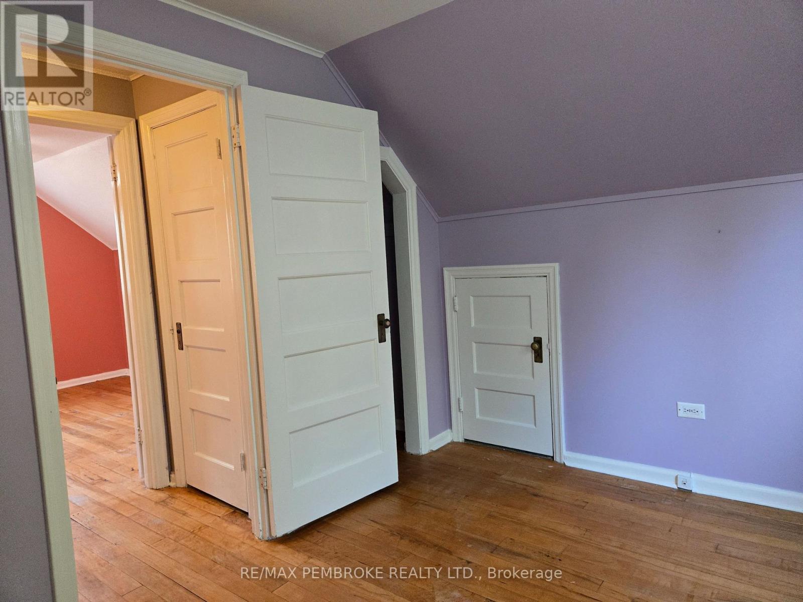 108 Third Avenue, Arnprior, Ontario  K7S 1Y8 - Photo 12 - X13530266