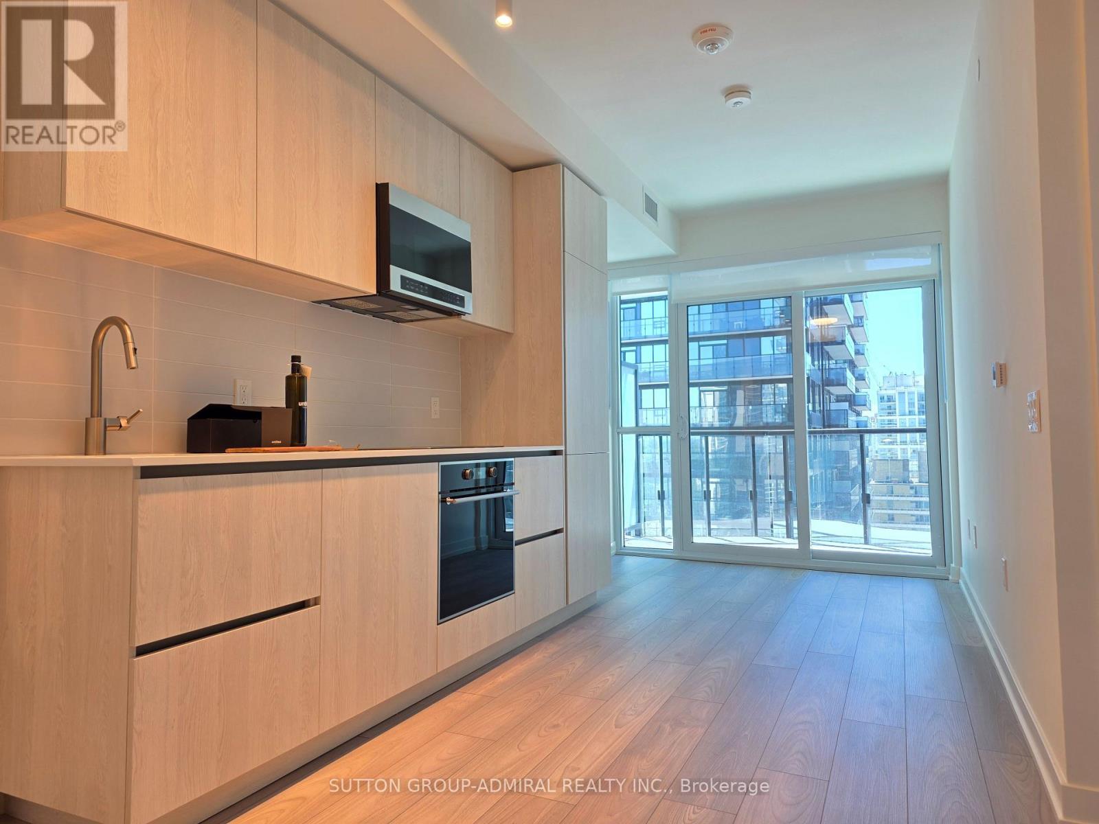 1413 - 110 Broadway Avenue, Toronto, Ontario  M4P 1V7 - Photo 5 - C13530338