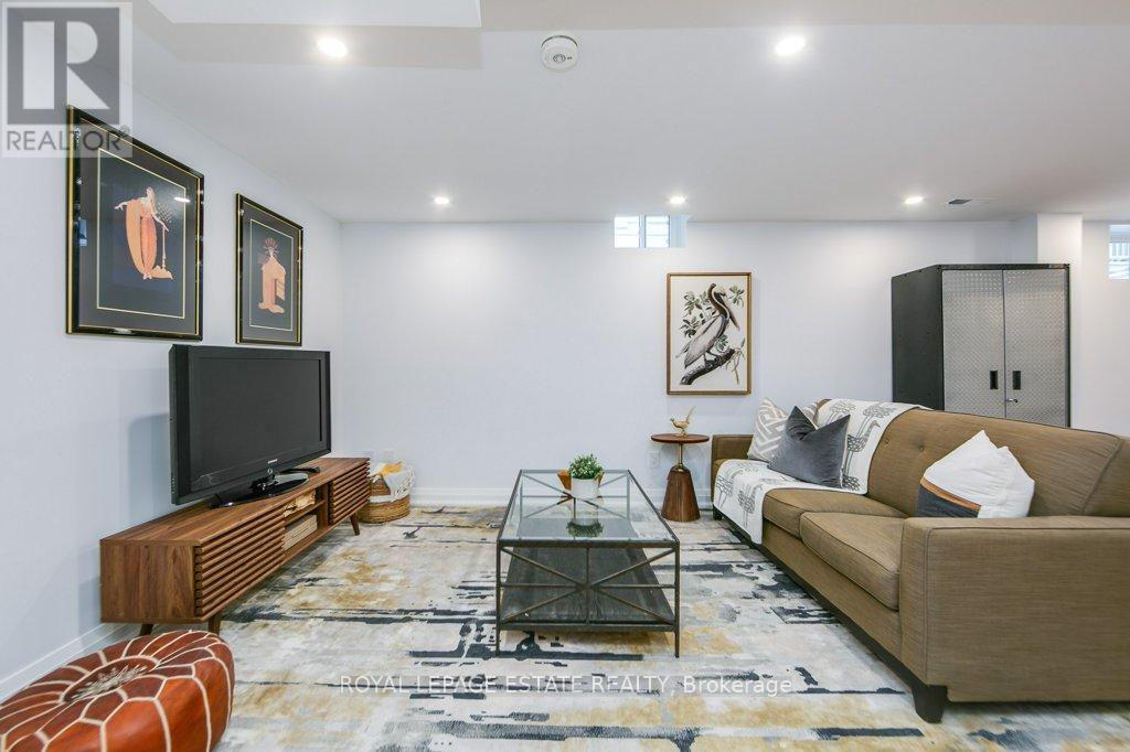 25 Herbert Avenue, Toronto, Ontario  M4L 3P8 - Photo 33 - E13530314
