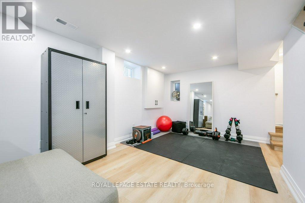 25 Herbert Avenue, Toronto, Ontario  M4L 3P8 - Photo 37 - E13530314