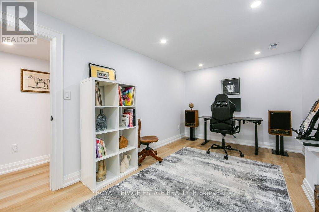 25 Herbert Avenue, Toronto, Ontario  M4L 3P8 - Photo 40 - E13530314