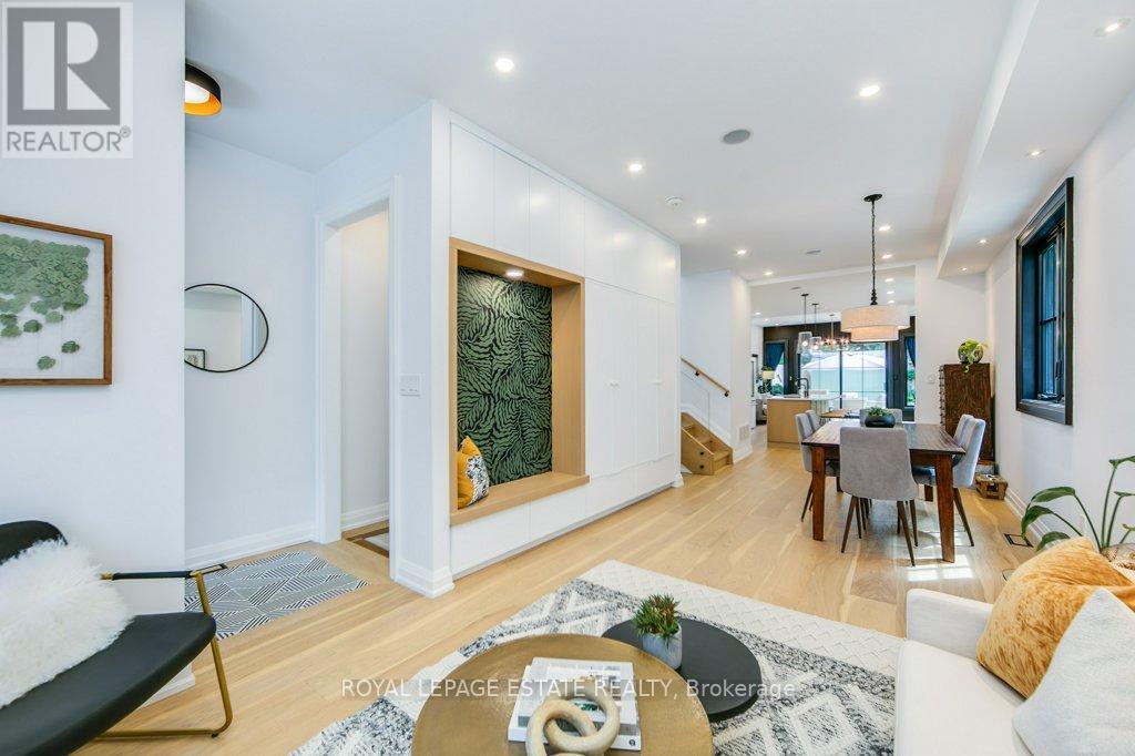 25 Herbert Avenue, Toronto, Ontario  M4L 3P8 - Photo 7 - E13530314