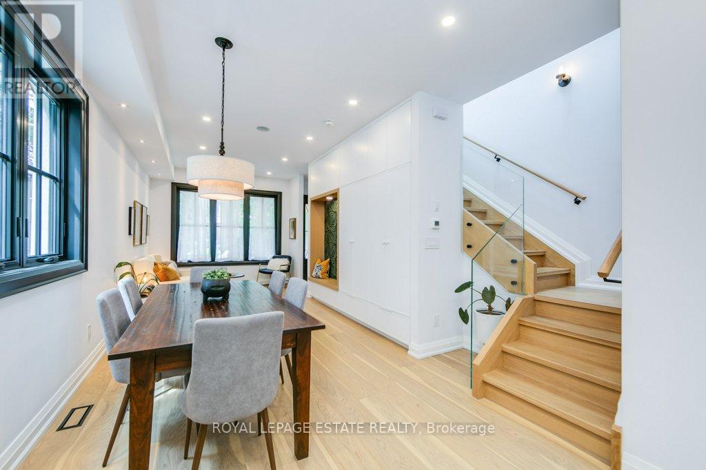 25 Herbert Avenue, Toronto, Ontario  M4L 3P8 - Photo 8 - E13530314