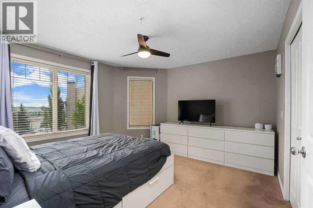 235, 369 Rocky Vista Park NW, Calgary, Alberta  T3J 5K7 - Photo 17 - A2320117