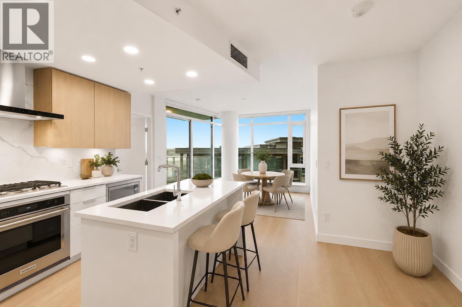 407 7769 PARK CRESCENT