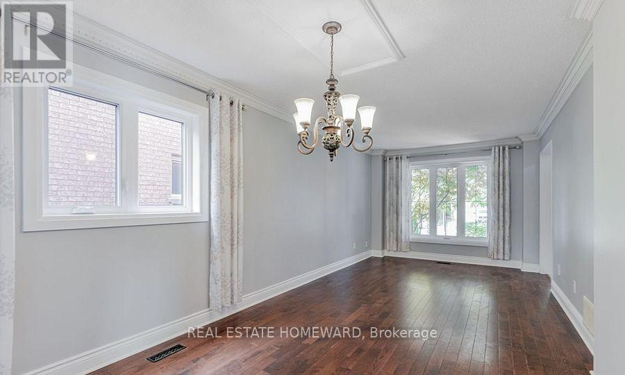 Main2nd - 822 Firth Court, Newmarket, Ontario L3Y 8H7 - Photo 4 - N13530406
