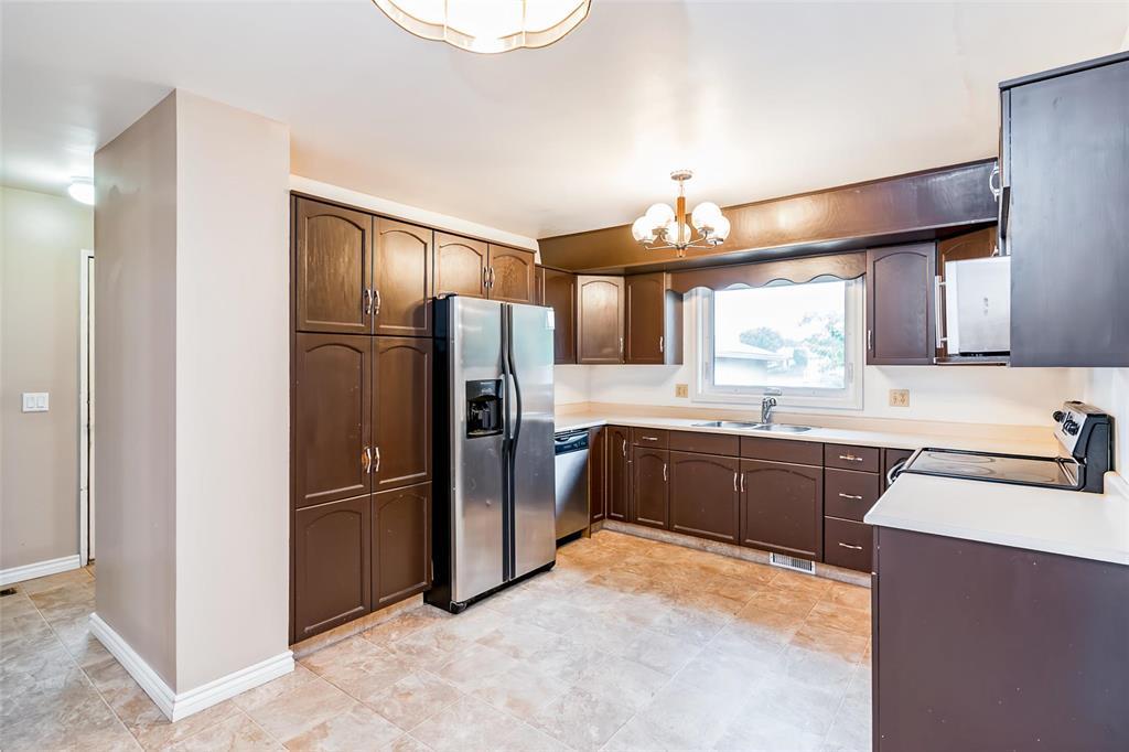 55 Tallman Street, Winnipeg, Manitoba R2R 2J2 - Photo 10 - 202615843