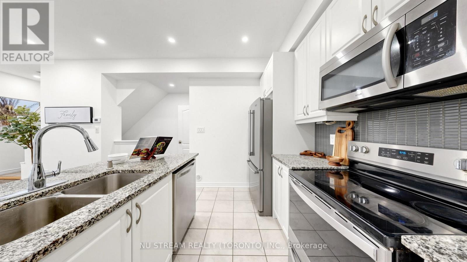 17 - 15 Heron Park Place, Toronto, Ontario  M1E 0B8 - Photo 18 - E13522206