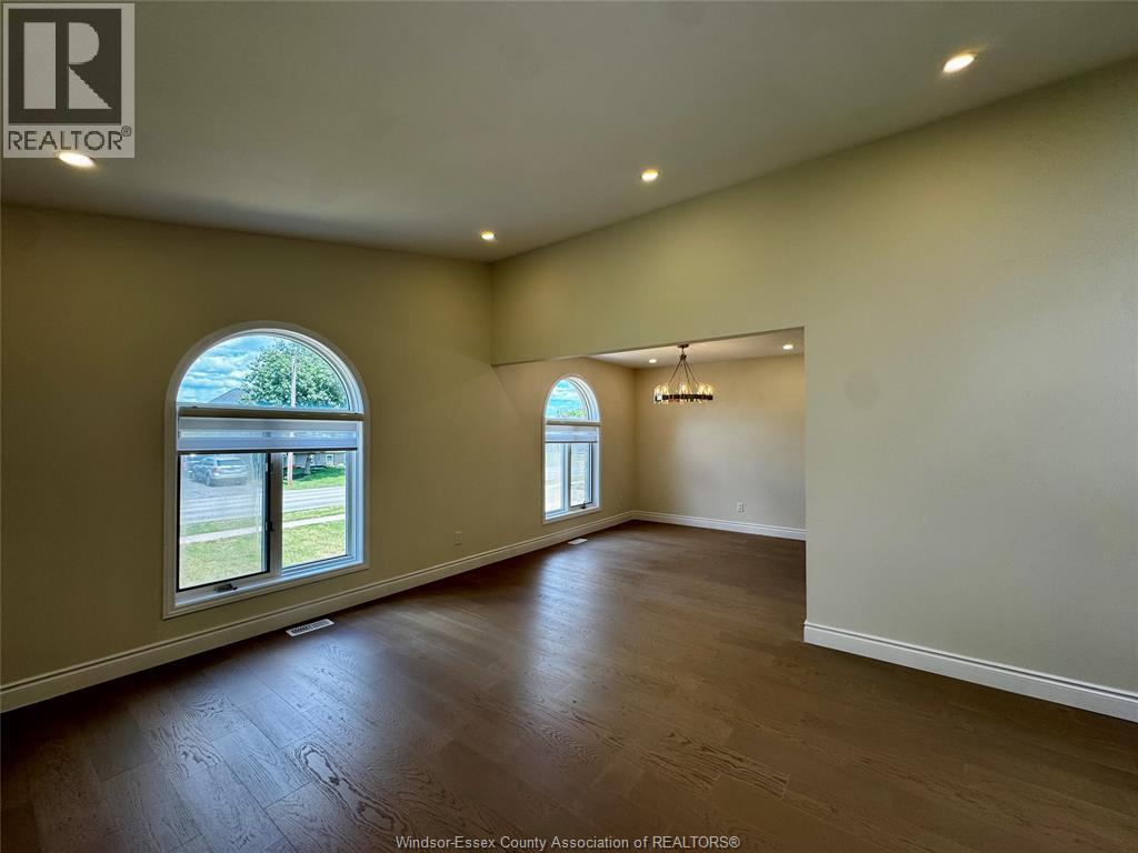 266 Bouffard Road, Lasalle, Ontario  N9J 1G1 - Photo 7 - 26014335
