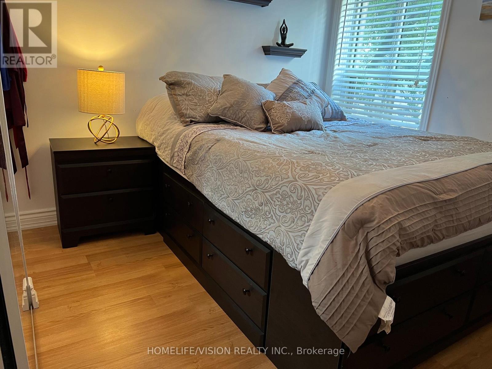 211 - 88 Charles Street E, Toronto, Ontario  M4Y 2W7 - Photo 12 - C13529256