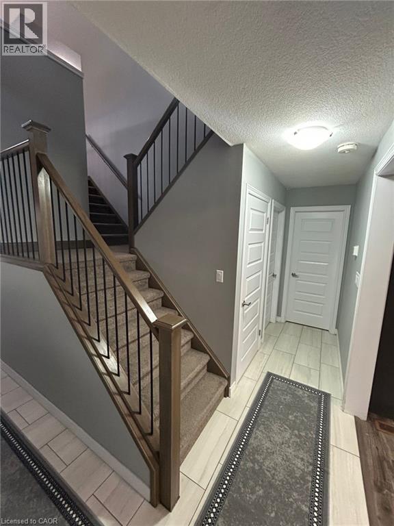 766 Freeport Street, London, Ontario  N6G 0R4 - Photo 5 - 40845289