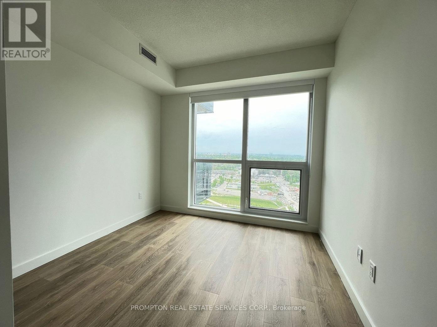 2012 - 27 Mcmahon Drive, Toronto, Ontario  M2K 0J2 - Photo 12 - C13530482