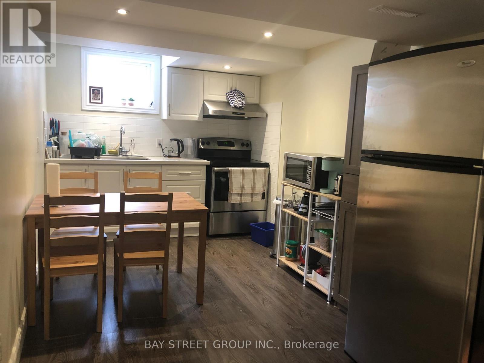 Lower 123 Searle Avenue, Toronto, Ontario  M3H 4B1 - Photo 2 - C13530488