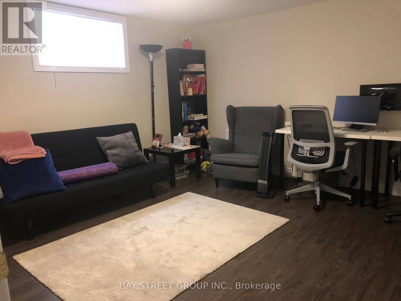 Lower 123 Searle Avenue, Toronto, Ontario  M3H 4B1 - Photo 4 - C13530488