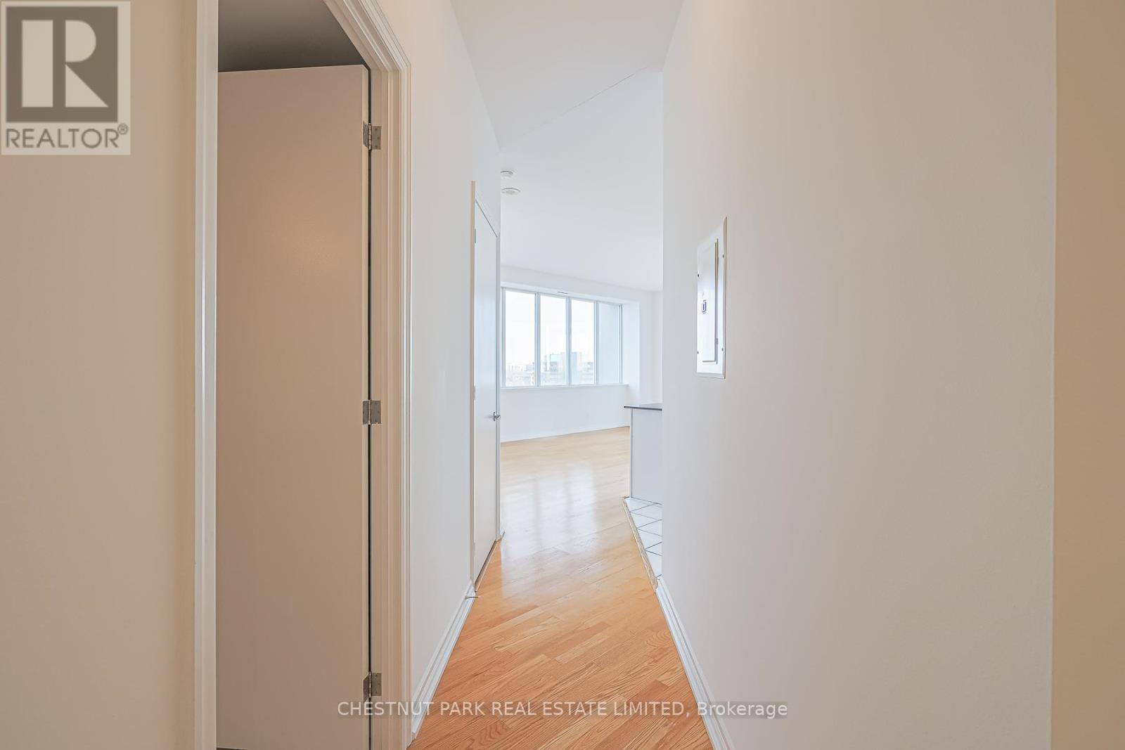 808 - 797 Don Mills Road, Toronto, Ontario  M3C 1V1 - Photo 4 - C13530492