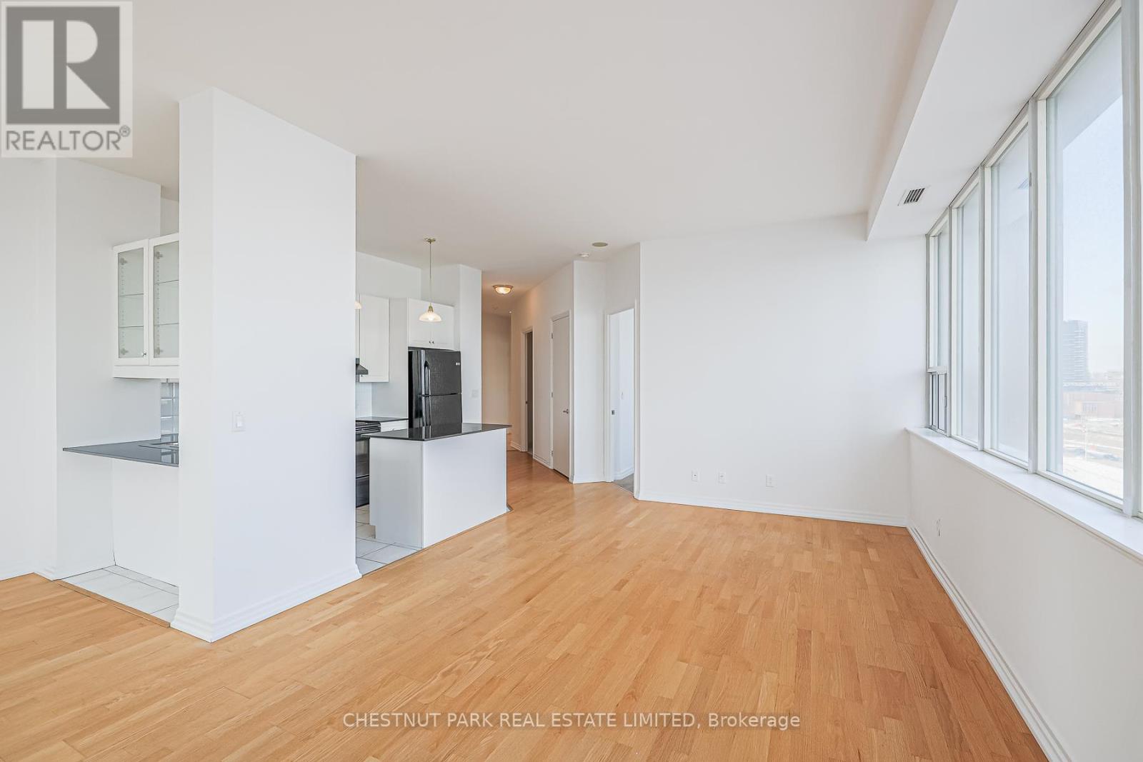 808 - 797 Don Mills Road, Toronto, Ontario  M3C 1V1 - Photo 6 - C13530492