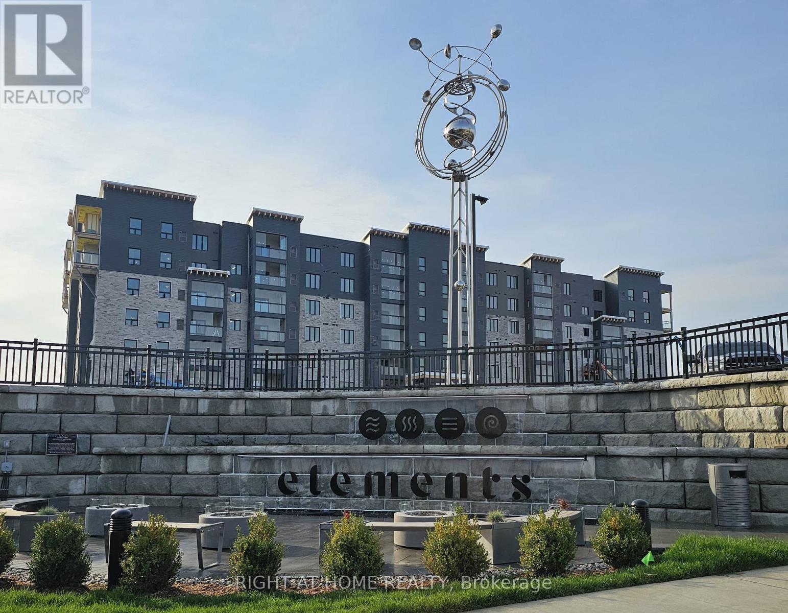 405 - 15 KNEESHAW DRIVE, Barrie (Painswick South)