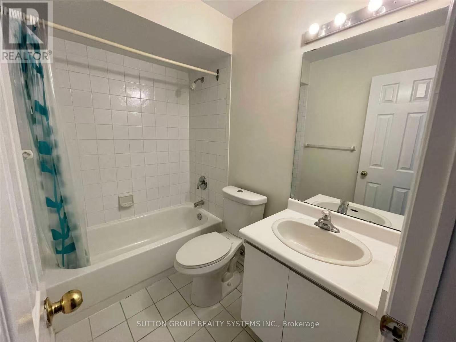 100 - 2275 Credit Valley Road, Mississauga, Ontario L5M 4N9 - Photo 11 - W13530442