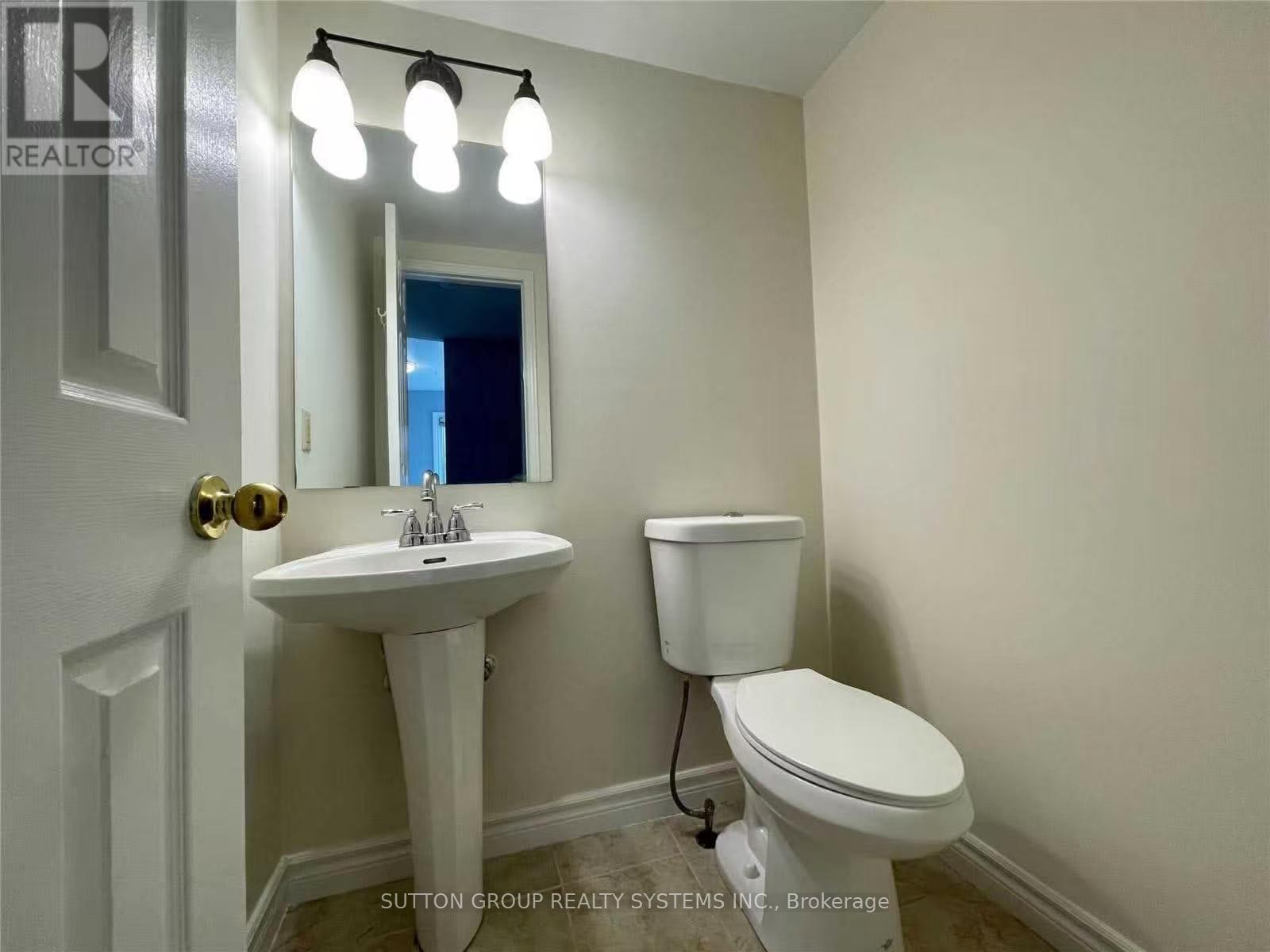100 - 2275 Credit Valley Road, Mississauga, Ontario L5M 4N9 - Photo 6 - W13530442