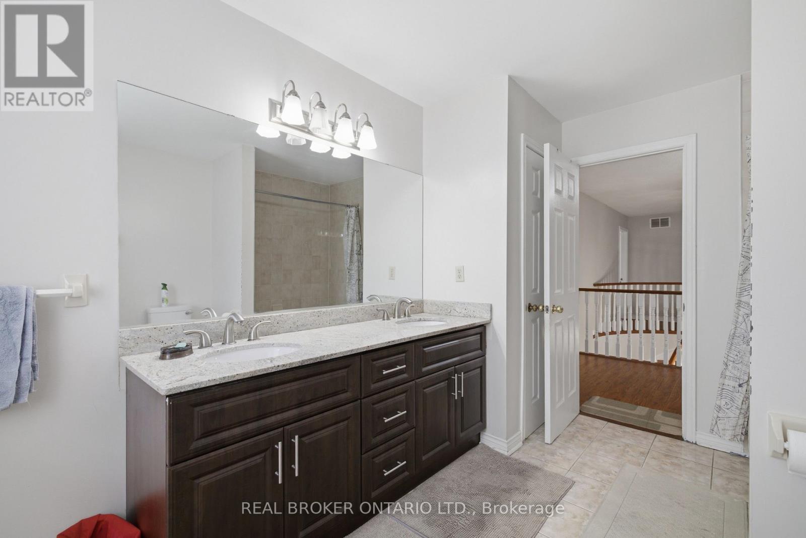 1356 Mapleridge Crescent, Oakville, Ontario L6M 2G6 - Photo 27 - W13530466