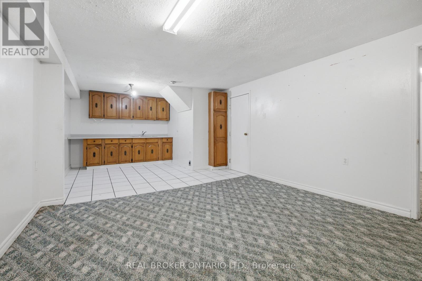 1356 Mapleridge Crescent, Oakville, Ontario L6M 2G6 - Photo 37 - W13530466