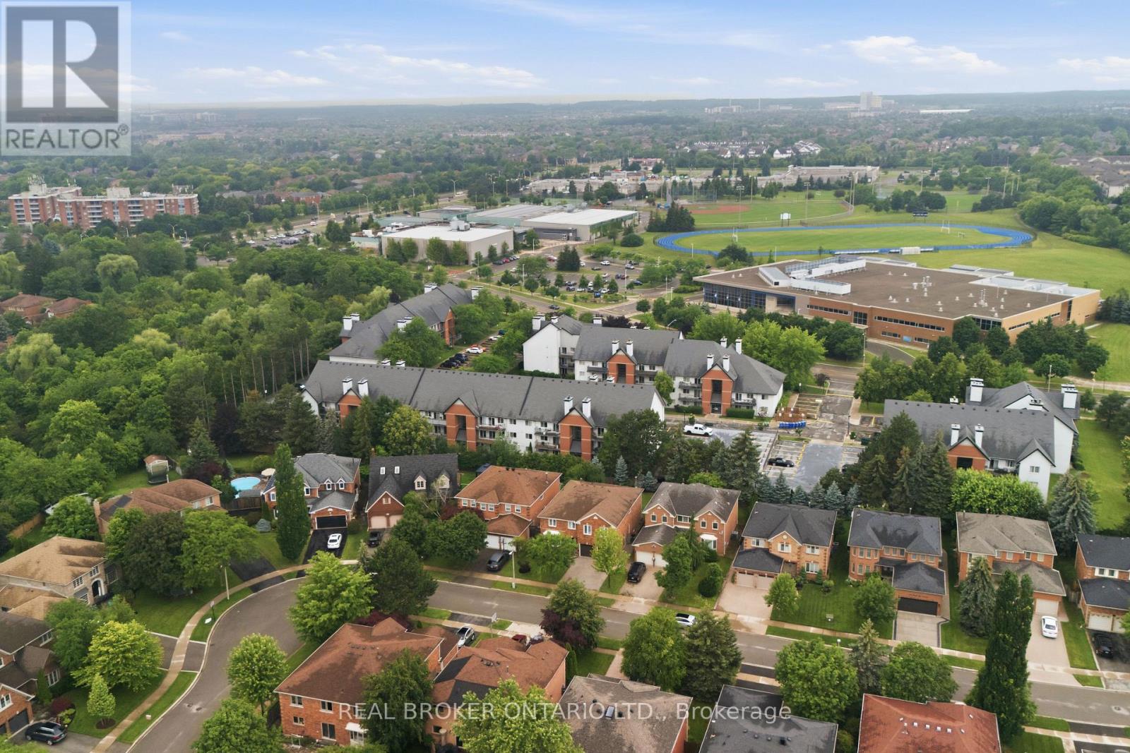 1356 Mapleridge Crescent, Oakville, Ontario L6M 2G6 - Photo 47 - W13530466