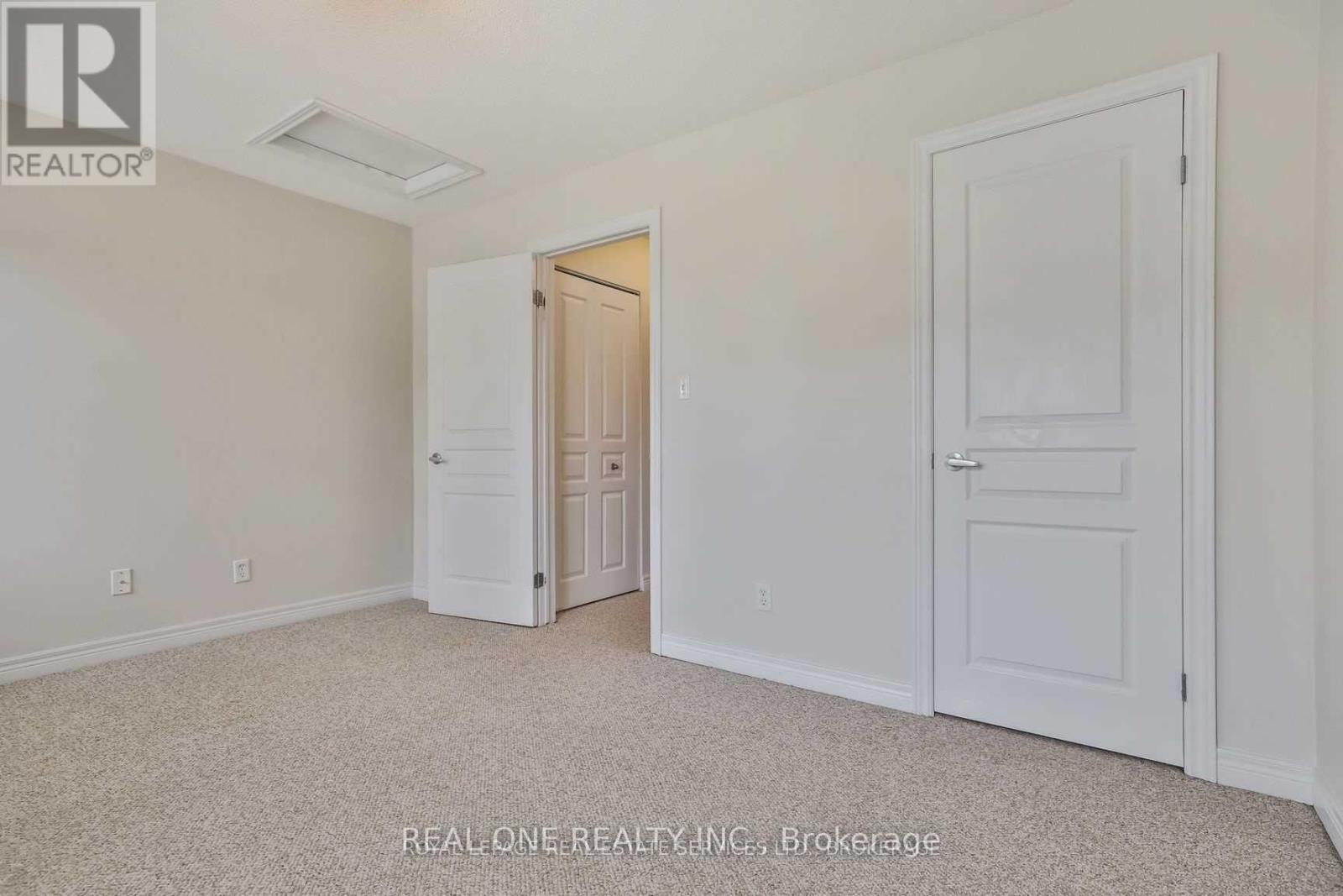 4264 Ingram Common, Burlington, Ontario  L7L 0C4 - Photo 13 - W13530470